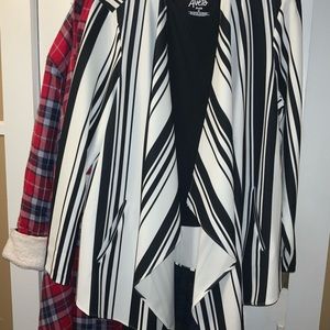 NWT MAREE woman’s striped jacket with gathered waist.  Size 22. Jacket only.